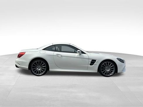 Used 2017 Mercedes-Benz SL 550 image 6