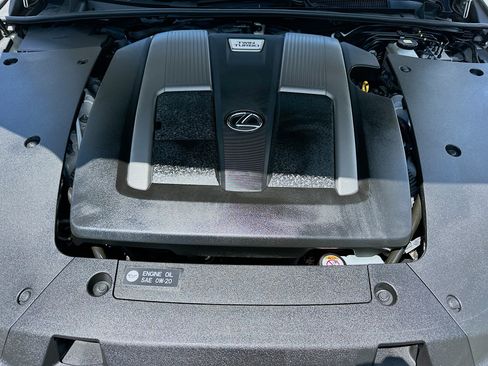 Used 2023 Lexus LS 500 RWD image 31