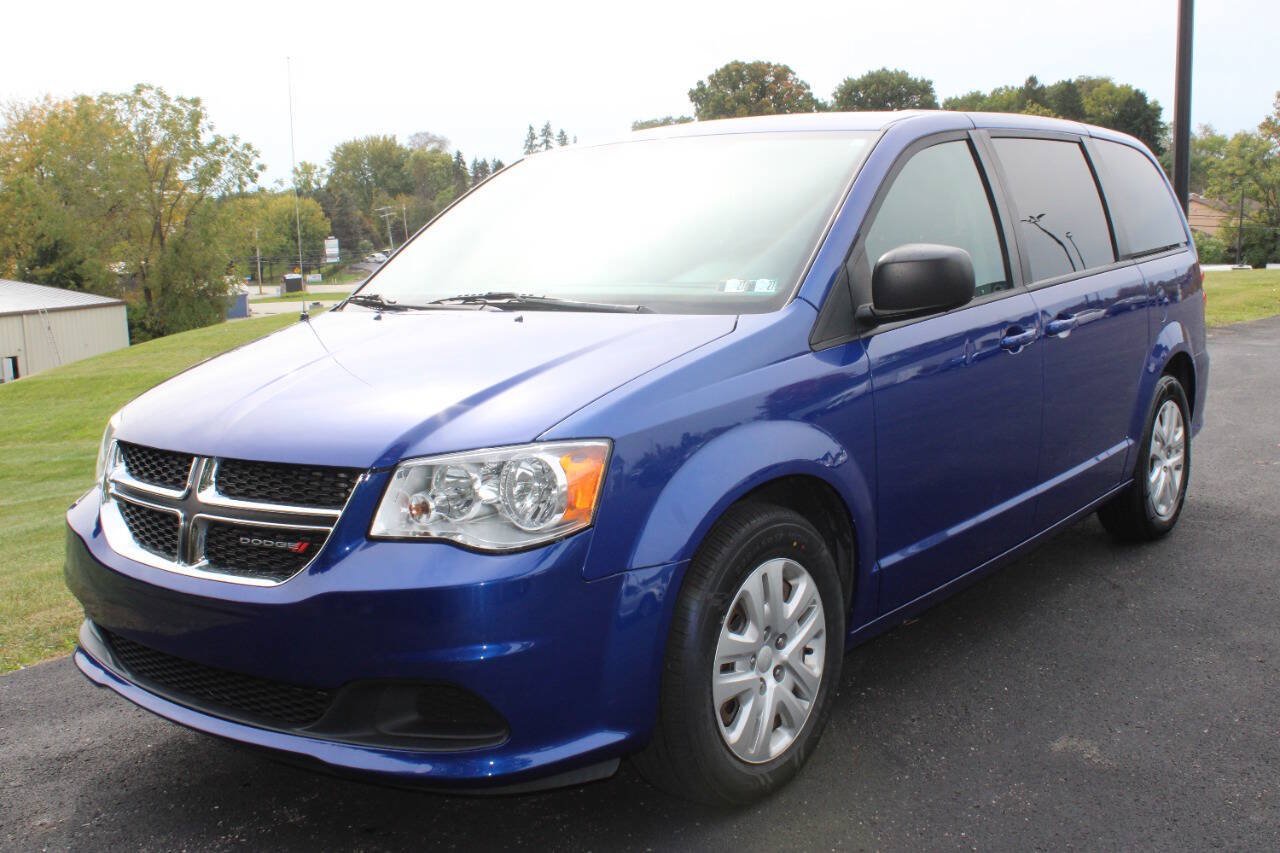 Used 2018 Dodge Grand Caravan FWD image 3