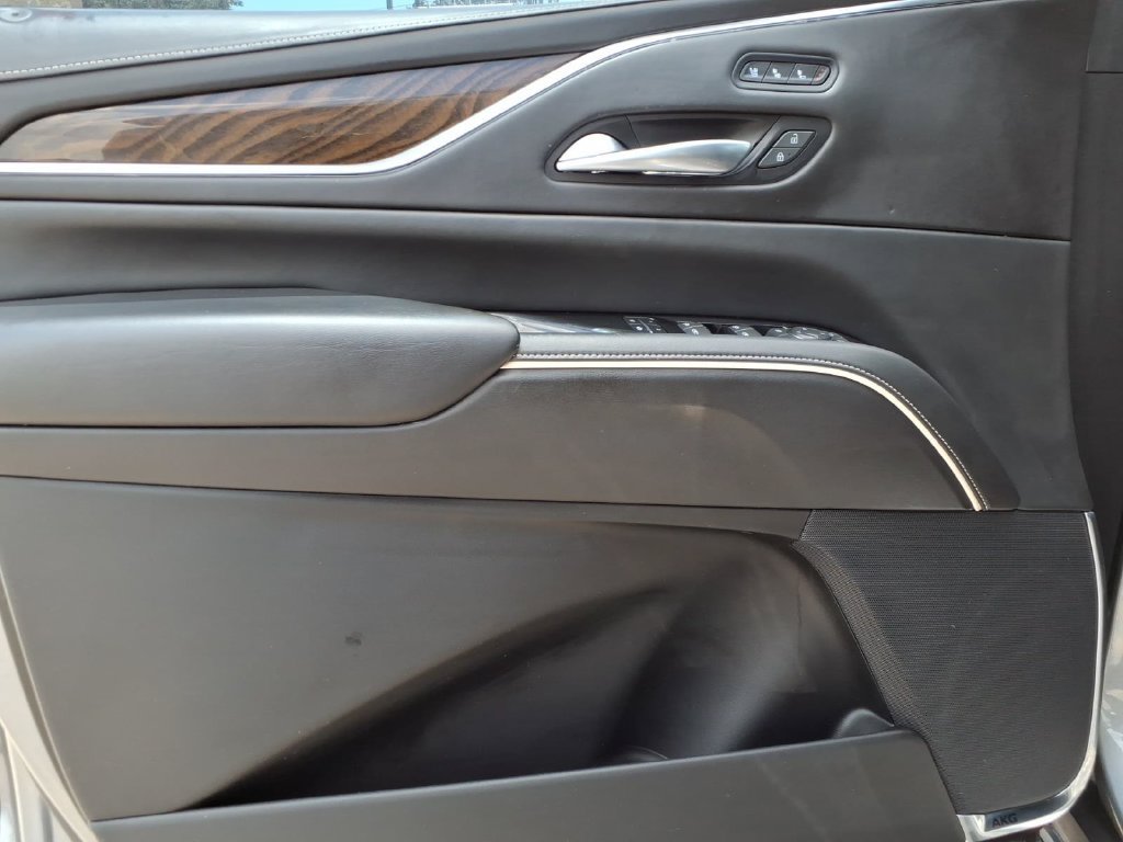 Used 2022 Cadillac Escalade Sport Platinum w/ LPO, ONYX Package AWD/4WD image 29