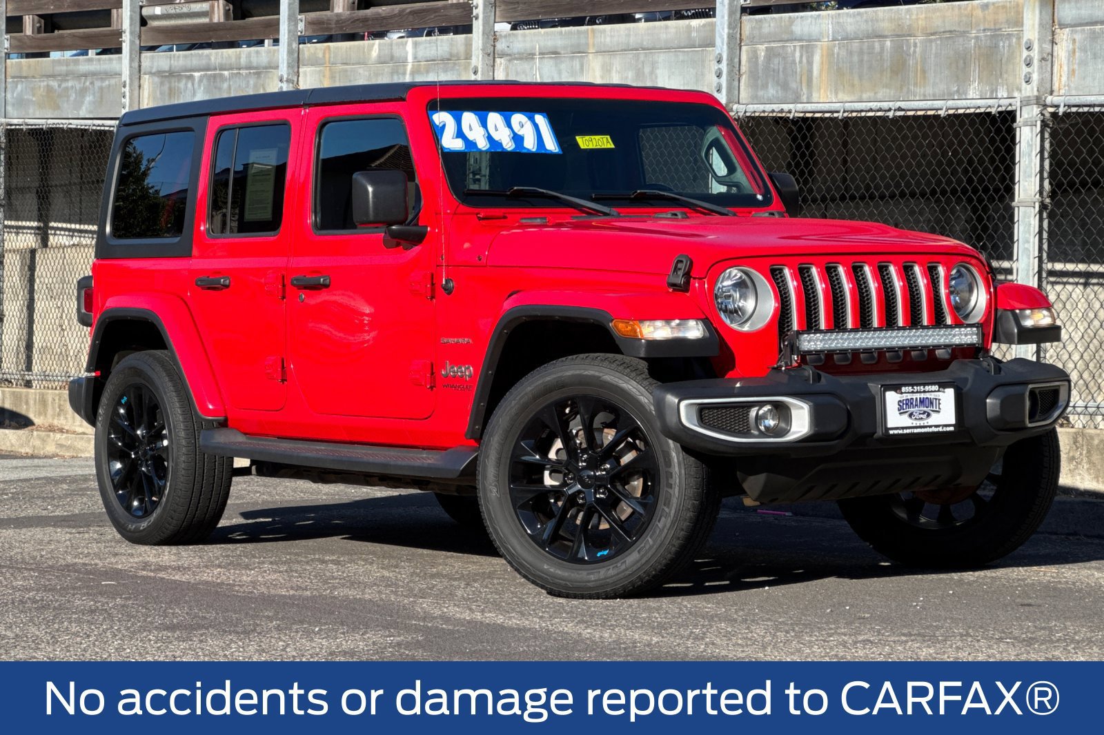 Used 2020 Jeep Wrangler Unlimited Sahara AWD/4WD image 2
