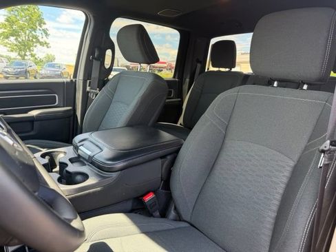 Certified 2025 RAM 2500 Big Horn AWD/4WD image 21