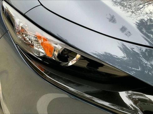 Used 2025 MAZDA MAZDA3 Carbon image 29