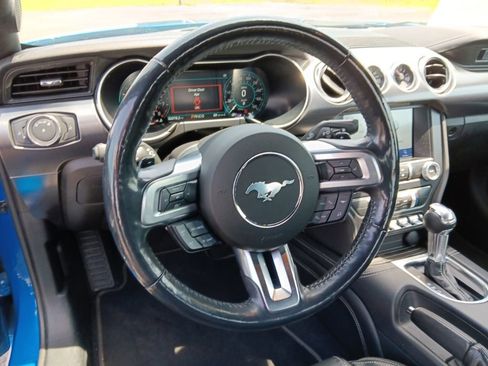 Used 2021 Ford Mustang Mach 1 w/ Mach 1 Handling Package RWD image 12
