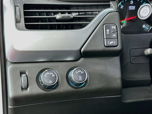 Used 2017 Chevrolet Tahoe LT AWD/4WD image 11