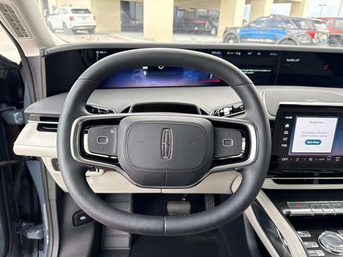 New 2026 Lincoln Nautilus Reserve AWD/4WD image 26