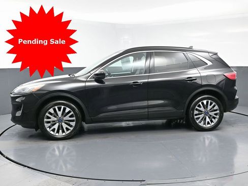 Used 2022 Ford Escape Titanium image 6