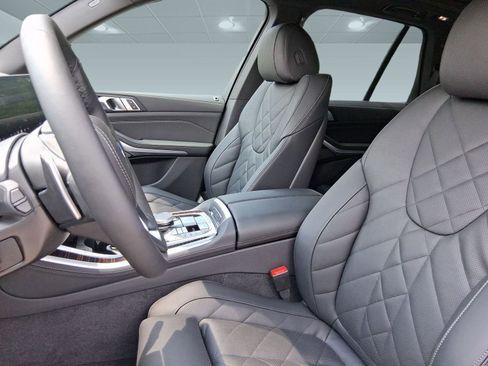 Used 2026 BMW X5 sDrive40i image 21