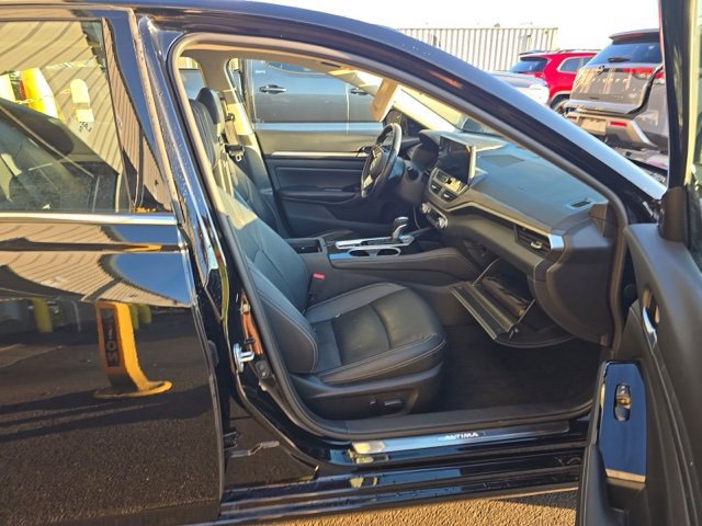 Used 2024 Nissan Altima 2.5 SL AWD/4WD image 10