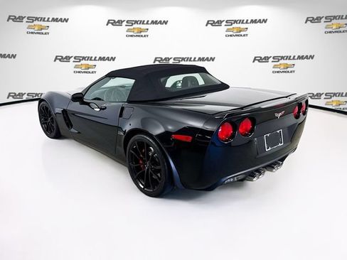Used 2013 Chevrolet Corvette 427 w/ 1SB Preferred Equipment Group RWD image 5