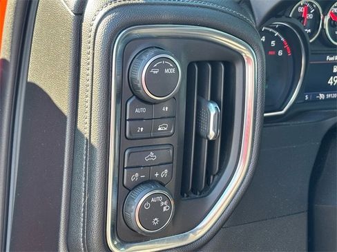 Used 2020 Chevrolet Silverado 1500 LT image 8