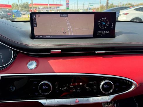 Used 2022 Genesis GV70 2.5T w/ Sport Prestige Package image 15