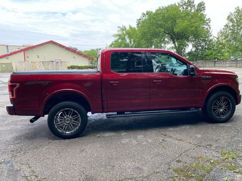 Used 2016 Ford F150 XLT w/ Equipment Group 302A Luxury AWD/4WD image 6