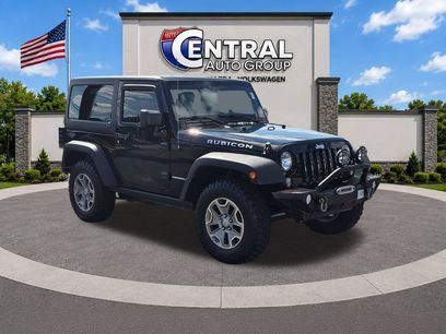 Used 2016 Jeep Wrangler Rubicon w/ Power Convenience Group
