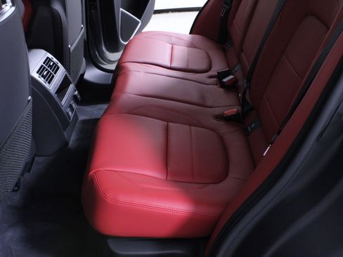 New 2026 Jaguar F-PACE R-Dynamic S image 10