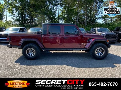 Used 2021 Jeep Gladiator Overland AWD/4WD image 4