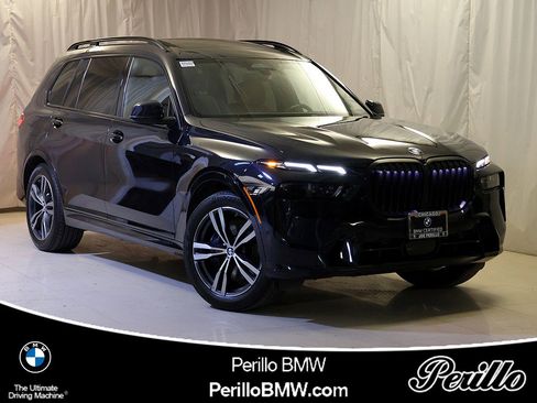 Certified 2024 BMW X7 xDrive40i w/ M Sport Package AWD/4WD image 1