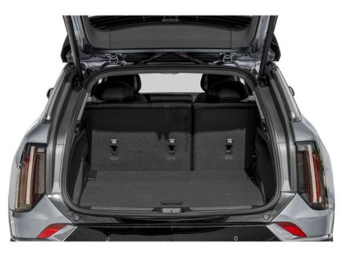 Used 2027 Cadillac Optiq Luxury w/ LPO, Floor Liner Package AWD/4WD image 13