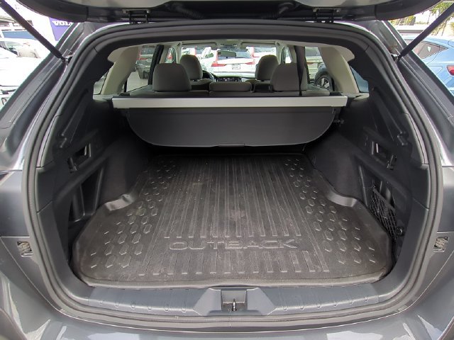 Used 2022 Subaru Outback Premium AWD/4WD image 26