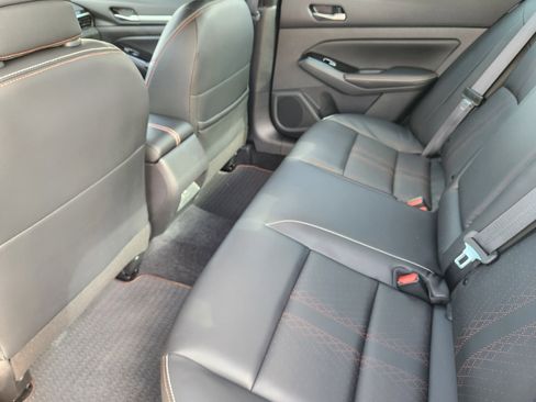 Used 2024 Nissan Altima 2.5 SR w/ SR Premium Package image 38