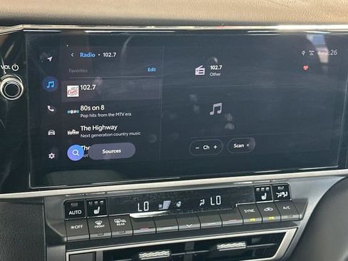Used 2025 Toyota Camry XSE FWD image 19