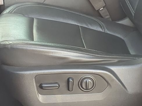 Used 2020 Chevrolet Silverado 1500 LTZ w/ LTZ Plus Package image 12