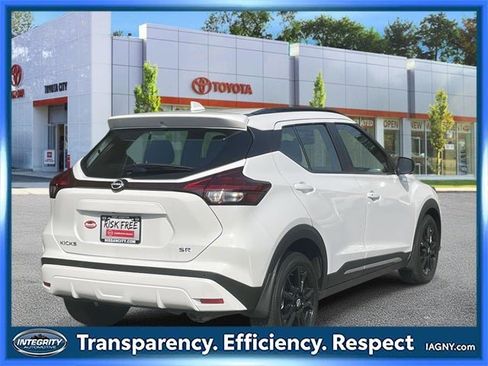 Used 2024 Nissan Kicks SR image 6