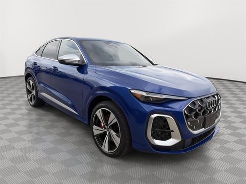 New 2026 Audi SQ5 Premium Plus AWD/4WD image 3
