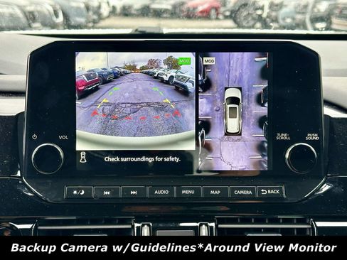 Certified 2025 Nissan Pathfinder SL image 8