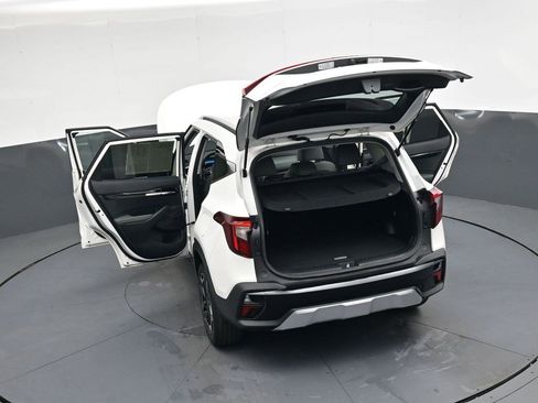 Used 2024 Kia Seltos SX image 45