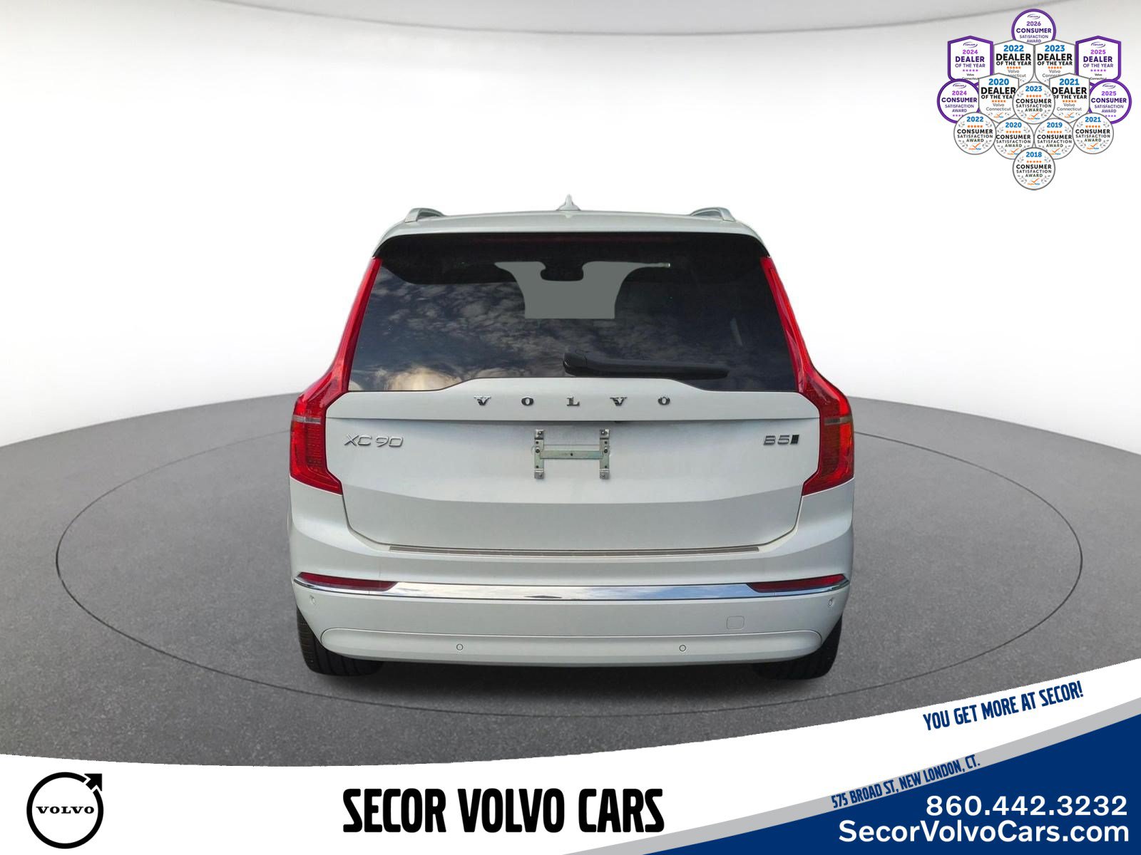 Used 2024 Volvo XC90 B5 Core w/ Protection Package Premier AWD/4WD image 8