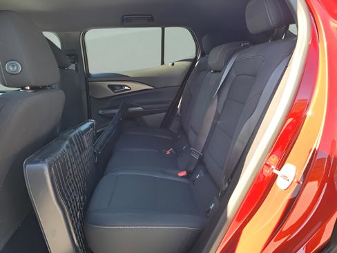 New 2026 Chevrolet Equinox EV LT w/ Midnight Package image 15