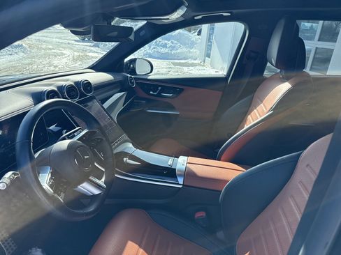 Certified 2024 Mercedes-Benz GLC 300 4MATIC image 9