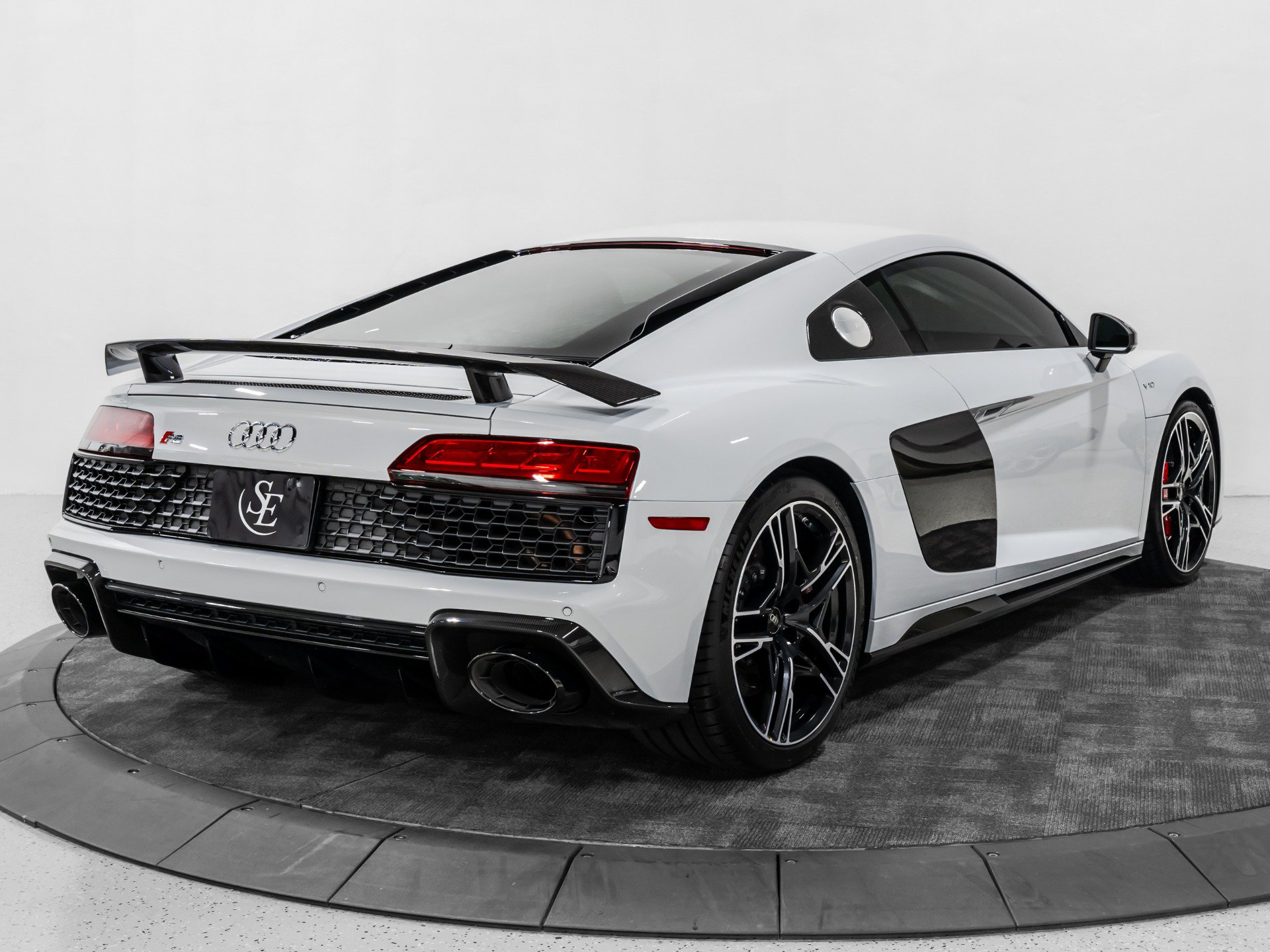 Used 2023 Audi R8 V10 performance AWD/4WD image 9