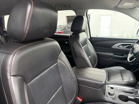 Used 2019 Chevrolet Traverse LT AWD/4WD image 24