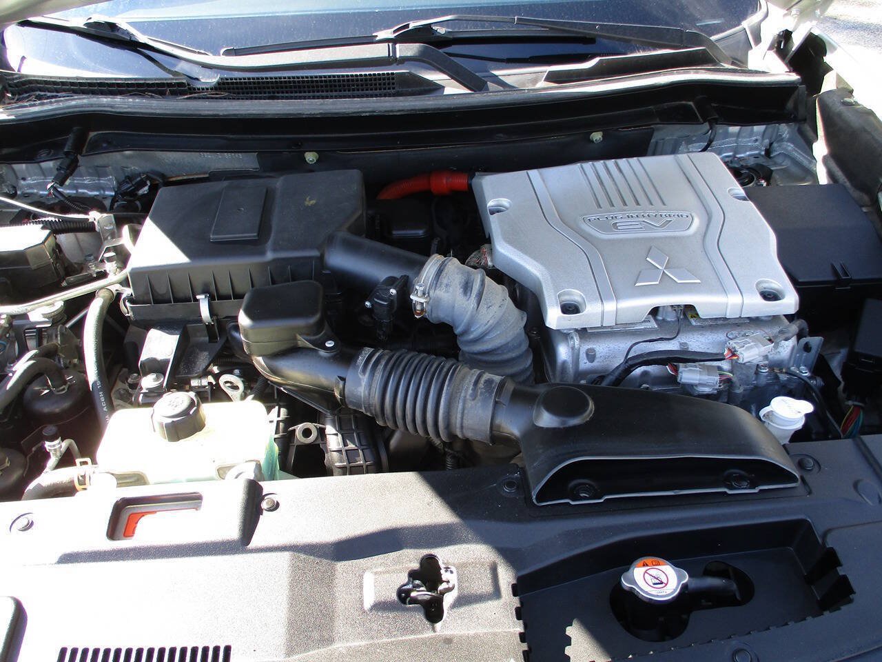Used 2019 Mitsubishi Outlander SEL AWD/4WD image 8