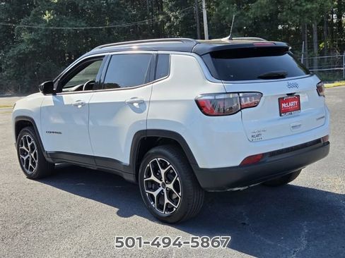 Used 2026 Jeep Compass Limited AWD/4WD image 3