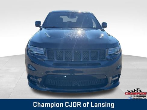 Used 2018 Jeep Grand Cherokee SRT image 17
