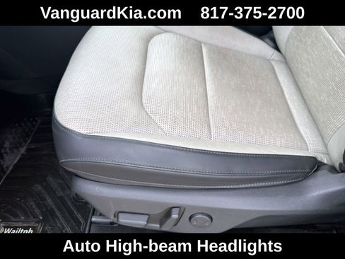 Used 2023 Kia Niro FWD image 16