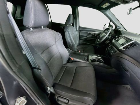 Used 2019 Honda Passport Sport image 29