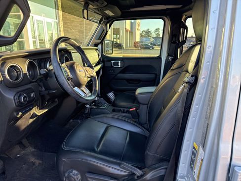 Used 2023 Jeep Wrangler Unlimited Sahara w/ Cold Weather Group image 2