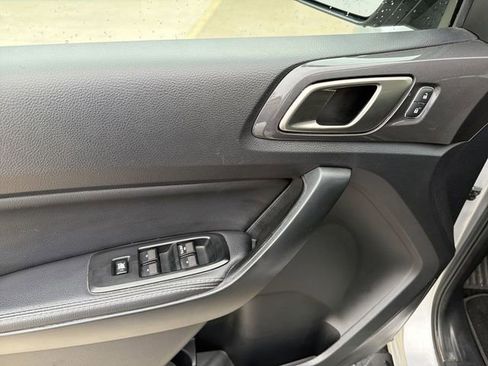 Used 2019 Ford Ranger Lariat w/ Black Appearance Package AWD/4WD image 15