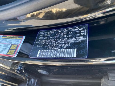 Certified 2023 Hyundai Elantra SEL FWD image 25