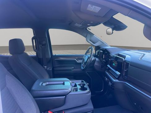 Certified 2022 Chevrolet Silverado 1500 RST w/ Z71 Off-Road Package image 18