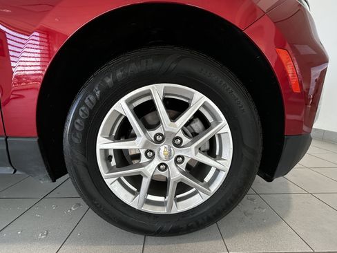 Used 2024 Chevrolet Equinox LT FWD image 9
