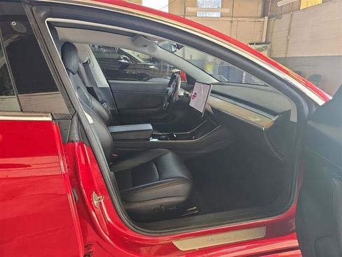 Used 2018 Tesla Model 3 Long Range RWD image 7