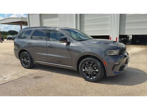 Used 2023 Dodge Durango GT RWD image 2