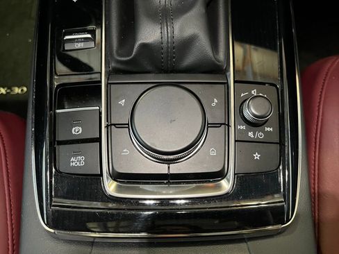 Used 2023 MAZDA CX-30 AWD 2.5 S w/ Preferred Package image 14