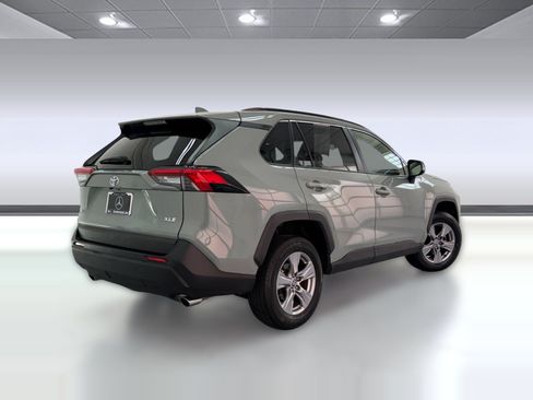 Used 2023 Toyota RAV4 XLE w/ Convenience Package FWD image 8