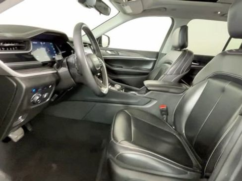 Used 2023 Jeep Grand Cherokee 4WD 4xe image 20